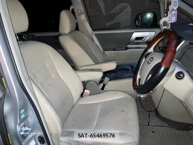 Toyota NOAH 2009-09 7878431-13