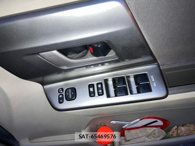 Toyota NOAH 2009-09 7878431-15