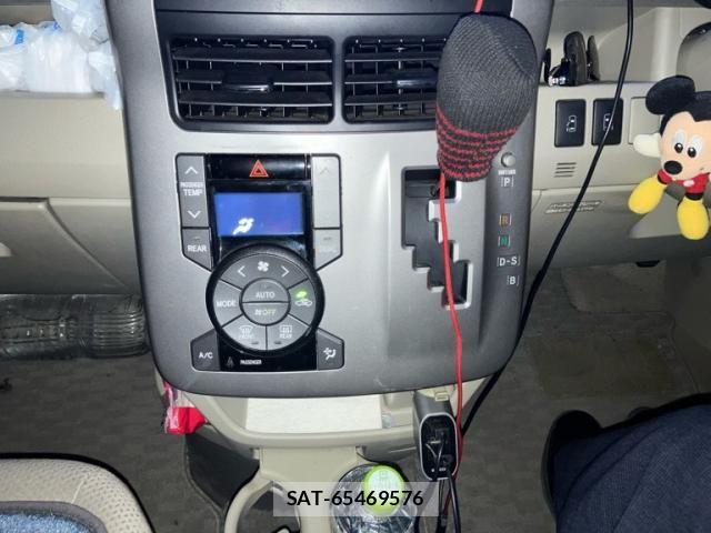 Toyota NOAH 2009-09 7878431-18