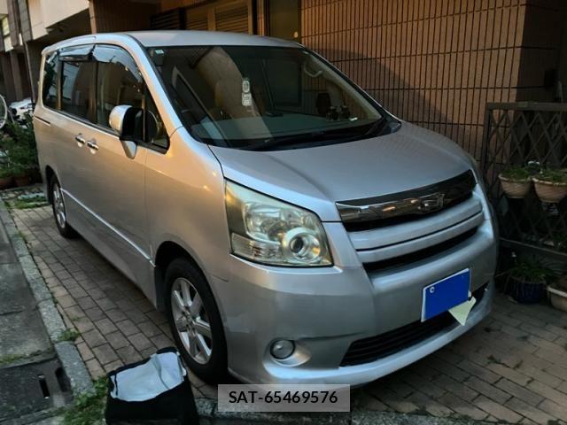 Toyota NOAH 2009-09 7878431-1