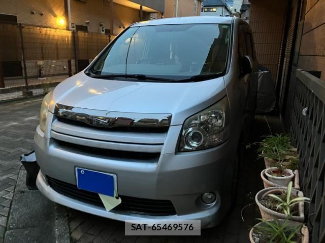 Toyota NOAH 2009-09 7878431-2