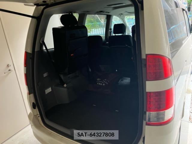Toyota NOAH 2005-06 7878428-5