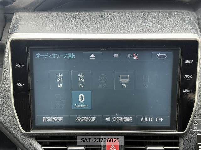Toyota NOAH 2017-07 7878409-2