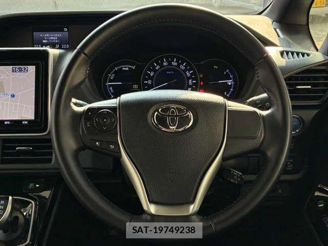 Toyota NOAH 2020-04 7878400-4