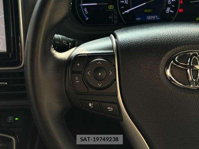 Toyota NOAH 2020-04 7878400-5