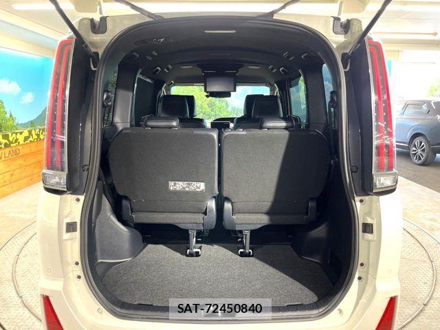 Toyota NOAH 2019-09 7878406-10