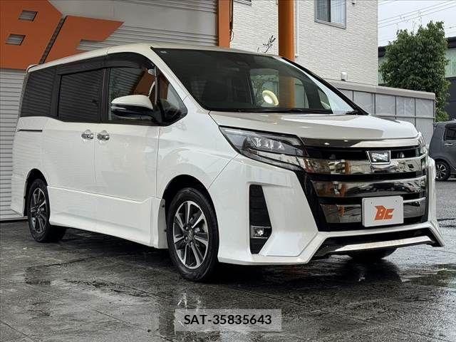 Toyota NOAH 2018-10 7878407-9