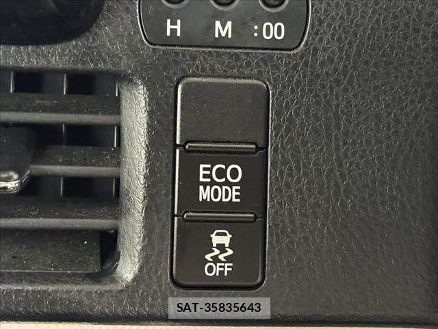 Toyota NOAH 2018-10 7878407-20