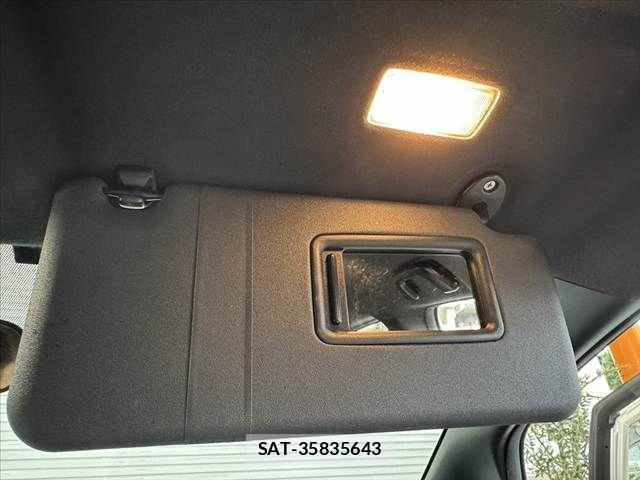 Toyota NOAH 2018-10 7878407-21