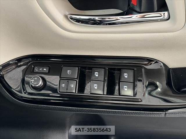 Toyota NOAH 2018-10 7878407-22