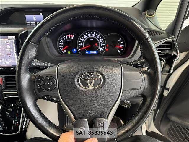 Toyota NOAH 2018-10 7878407-26