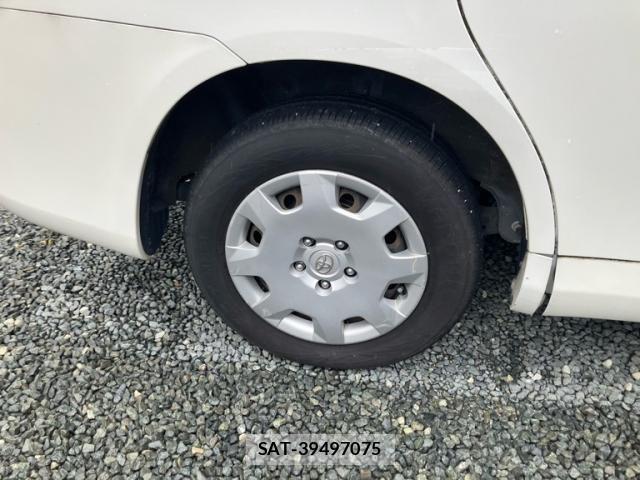 Toyota NOAH 2009-10 7878430-13