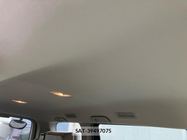 Toyota NOAH 2009-10 7878430-19