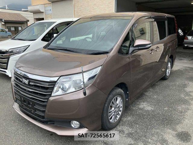 Toyota NOAH 2014-06 7878415-0