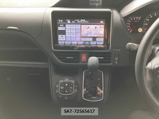 Toyota NOAH 2014-06 7878415-4