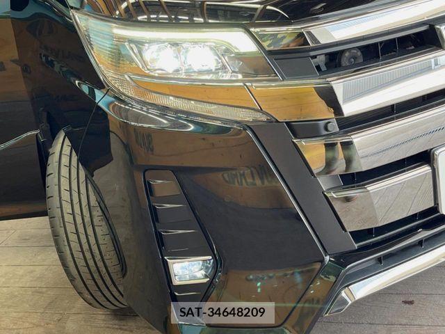 Toyota NOAH 2019-09 7878404-11
