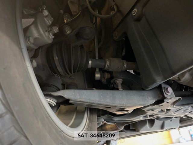 Toyota NOAH 2019-09 7878404-19