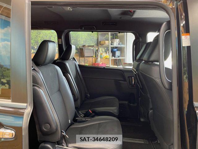 Toyota NOAH 2019-09 7878404-7