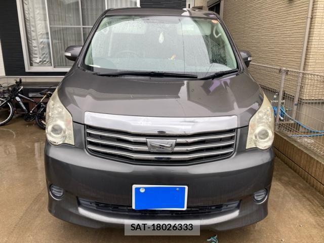 Toyota NOAH 2012-10 7878426-0