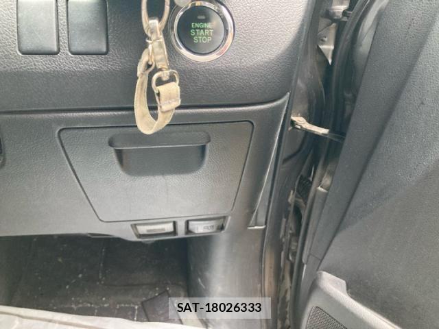Toyota NOAH 2012-10 7878426-18