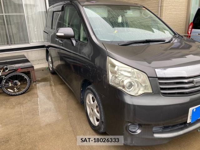 Toyota NOAH 2012-10 7878426-2