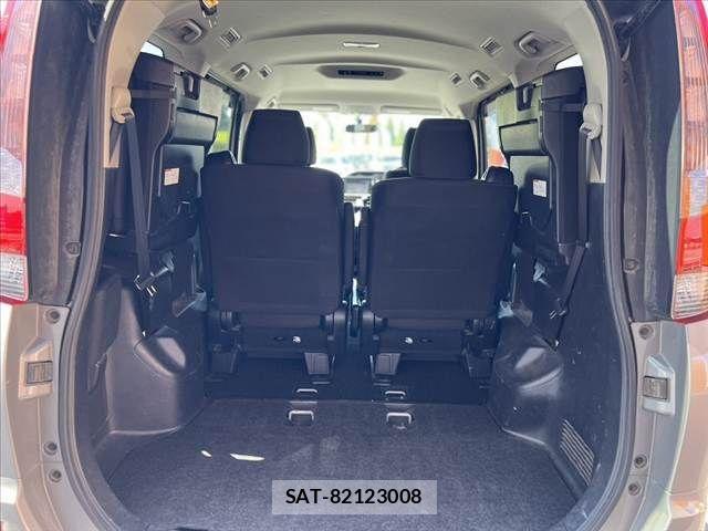 Toyota NOAH 2016-03 7878413-19