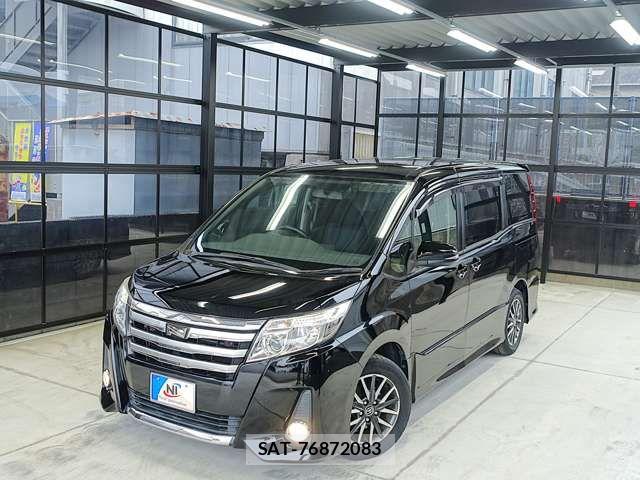 Toyota NOAH 2015-12 7878410-3