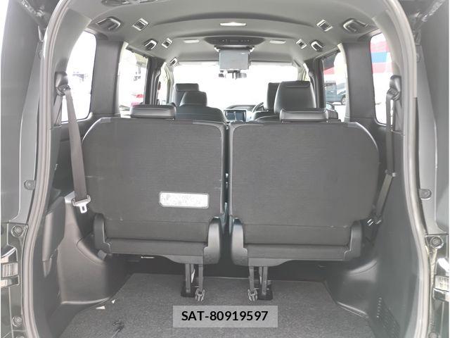 Toyota NOAH 2018-07 7878405-16