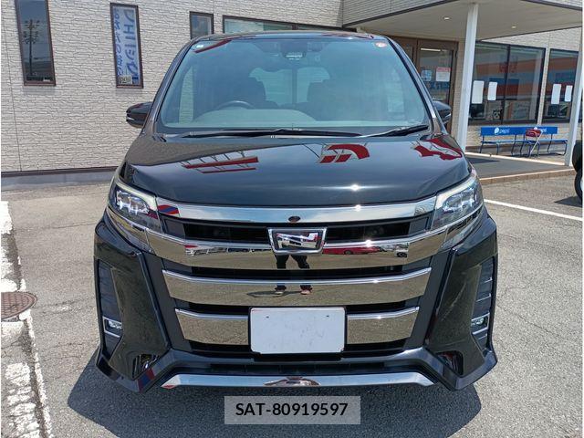 Toyota NOAH 2018-07 7878405-1