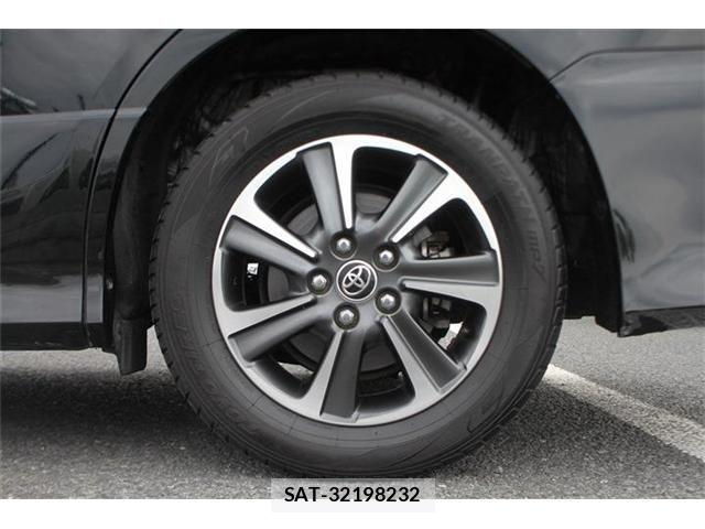 Toyota NOAH 2018-06 7903137-17