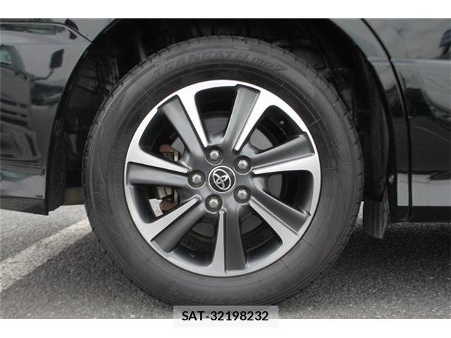 Toyota NOAH 2018-06 7903137-18