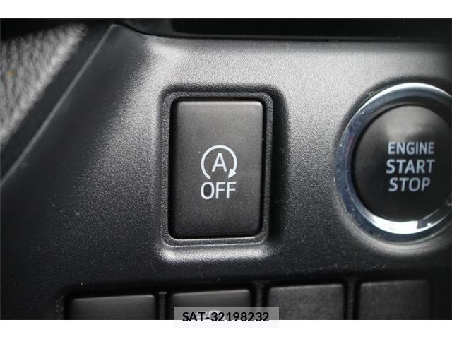 Toyota NOAH 2018-06 7903137-5