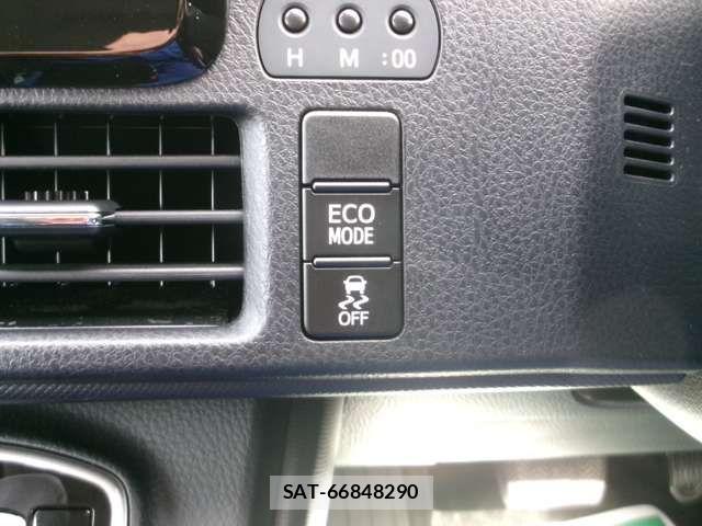 Toyota NOAH 2021-05 7903136-19