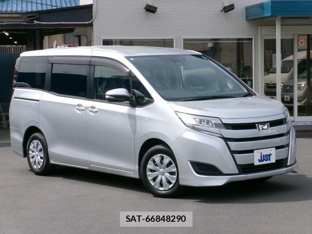 Toyota NOAH 2021-05 7903136-2