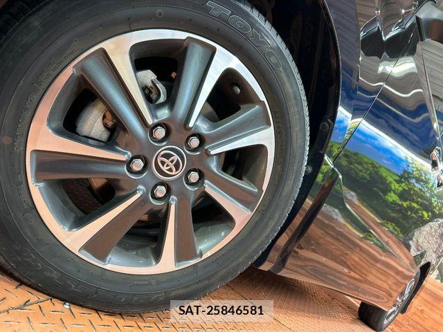 Toyota NOAH 2021-07 7903133-13