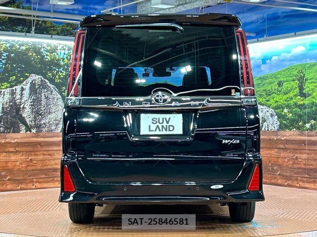 Toyota NOAH 2021-07 7903133-15