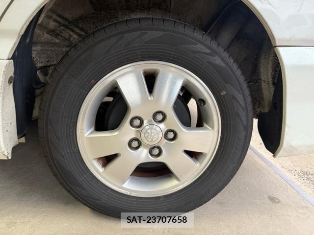 Toyota NOAH 2002-04 7903142-12