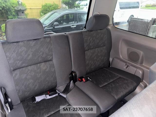 Toyota NOAH 2002-04 7903142-17