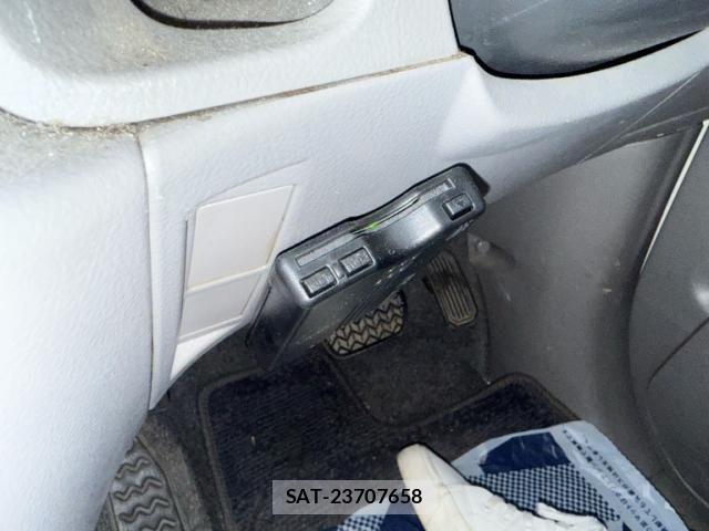 Toyota NOAH 2002-04 7903142-24