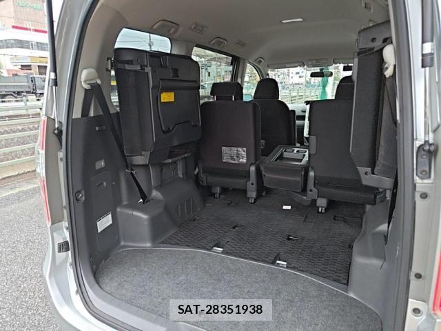 Toyota NOAH 2009-08 7903141-25
