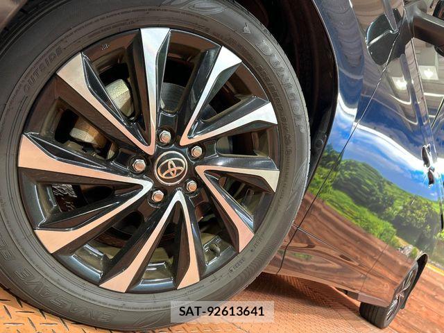 Toyota NOAH 2022-04 7903134-12