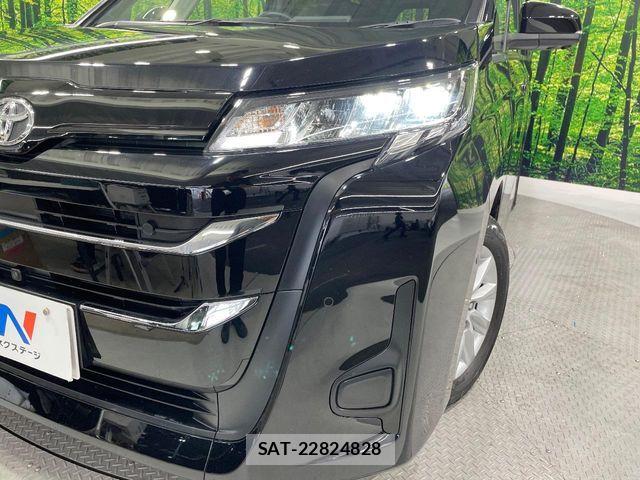 Toyota NOAH 2022-07 7903135-12
