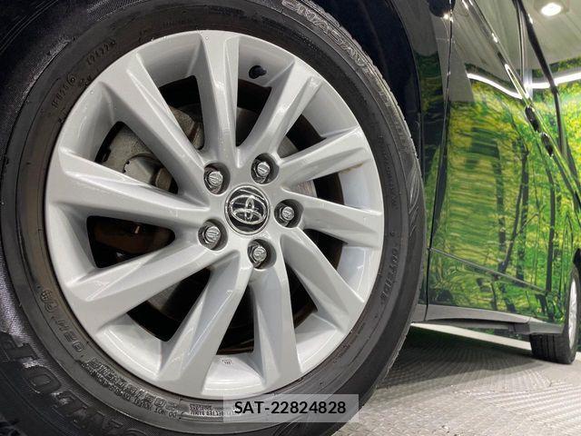 Toyota NOAH 2022-07 7903135-13