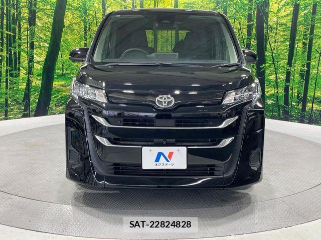 Toyota NOAH 2022-07 7903135-14