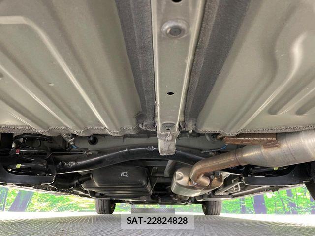 Toyota NOAH 2022-07 7903135-18