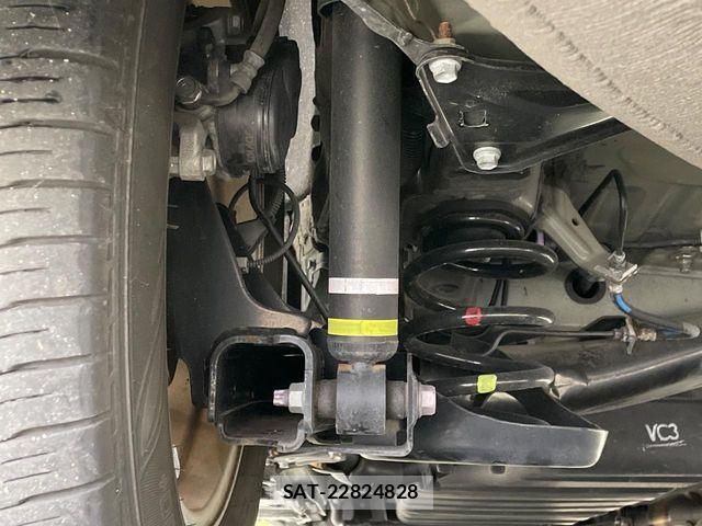 Toyota NOAH 2022-07 7903135-19