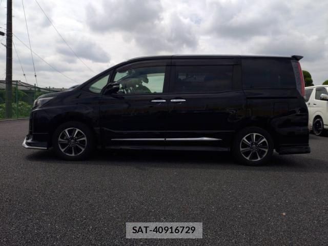 Toyota NOAH 2018-02 7903138-11