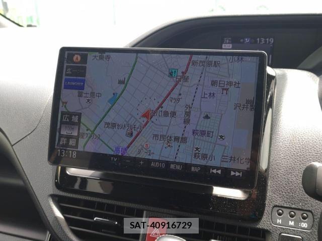 Toyota NOAH 2018-02 7903138-16