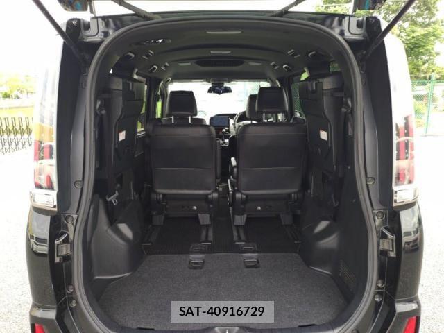 Toyota NOAH 2018-02 7903138-26