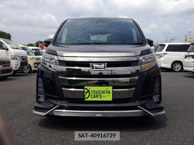 Toyota NOAH 2018-02 7903138-8